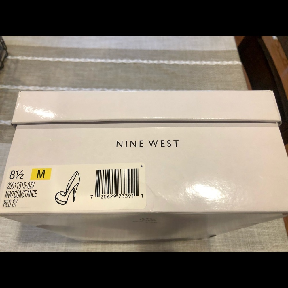 Brand new NIne West pumps red size 8.5